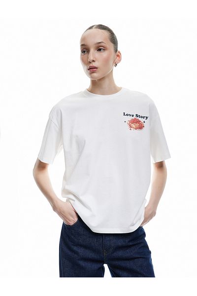 Koton Short Sleeve Crew Neck Cotton Oversize T-Shirt with Strawberry Print on the Back