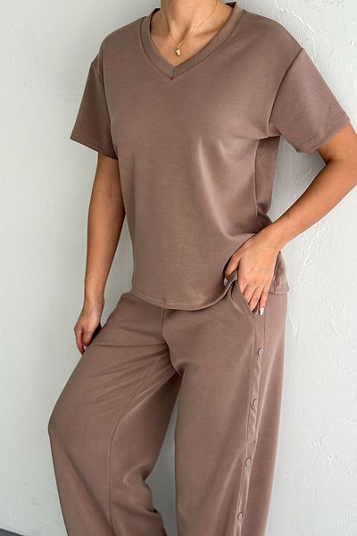 FEMELLE Costum modal premium - maro cu talie elastică și nasturi cu apăsare