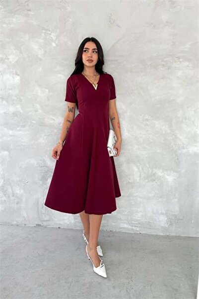 Dipmoda Dipmoda γυναικείο φόρεμα Ελαστικό με λαιμόκοψη V Midi μήκος Χωρίς φόδ...