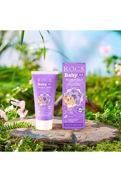 R.O.C.S. 0-3 Years Old Baby Toothbrush (Pink) & Fluoride-Free Baby Toothpaste 35 ml