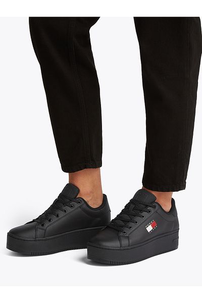 Tommy Hilfiger Tommy Hilfiger Women Black Leather Fine-Cleat Flatform Sneakers