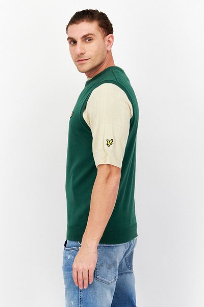 Lyle & Scott Men Sleeveless Brand Logo Sweater Vest, Green