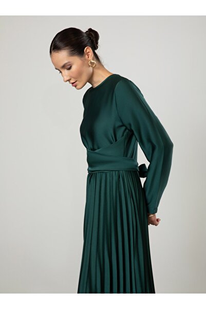 Refka Pleated Belted Satin Hijab Evening Dress - Emerald Green - Refka