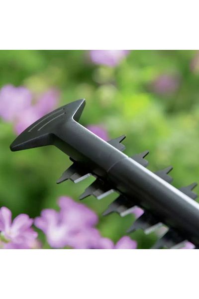 Bosch 420W Corded Soft-grip Handle Quick-stop brake Hedge Trimmer Green and Black