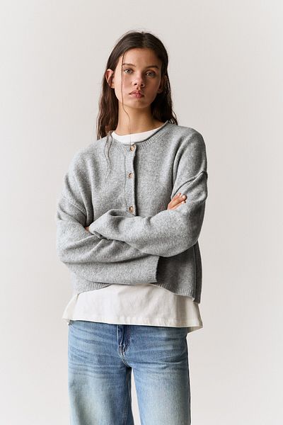 Pull & Bear Buttoned cardigan