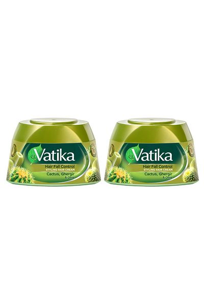 Vatika كريم تصفيف الشعر للتحكم في تساقط الشعر من ناتشورالز بخلاصة الصبار والزيتون