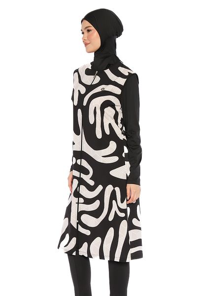 InStyle Closed Long 4 Piece Black Hijab Swimsuit 6251A