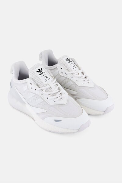 adidas حذاء Zx 2k Boost برباط للأنشطة الخارجية للأولاد من كيدز بوي، أبيض