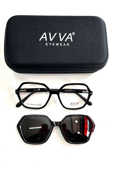Avva 6580 C1 Women's Sunglasses with Polarized Clips