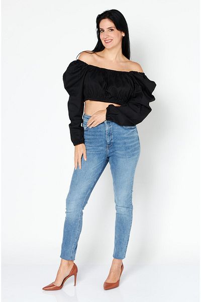 NA-KD Women Straight Across Neck Long Sleeve Plain Crop Top, Black