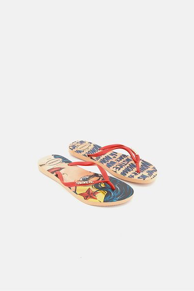 Havaianas Women Style 2 Slim Heroinas Slipper, Nude And Rouge