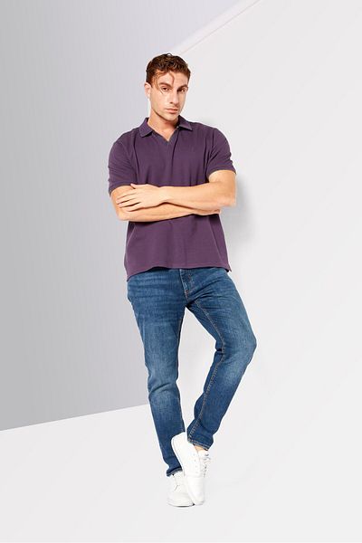 Dkny Men Spread Collar Short Sleeves Embroidered Logo Polo Shirt, Purple