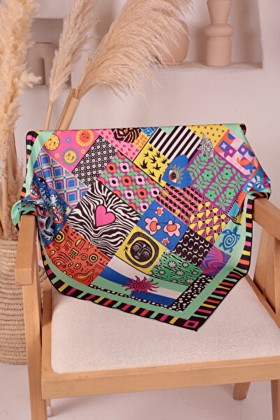 Varia Bandana / Fular - Sanatsal Desen, Ipek Saten Kumaş - 70x70 Cm