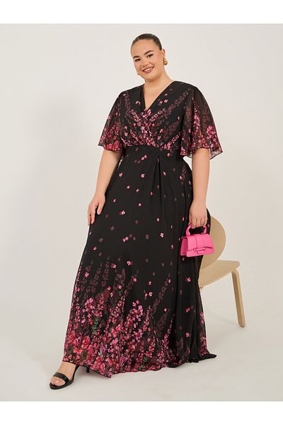Styli Plus Size Floral Print Short Sleeves A-Line Maxi Dress
