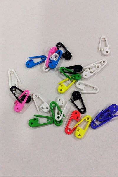 STOREMAX 2 cm Colorful 10 Pieces Safety Needle Plastic
