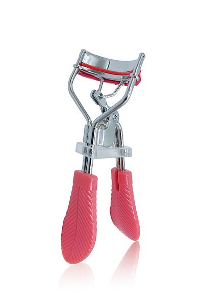 New Well Pink Volumizing Eyelash Curler