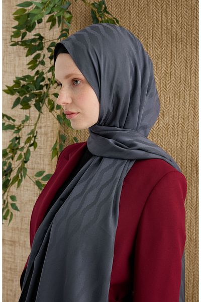 Fatma Atasoy Zigzag Anthracite Jacquard Shawl