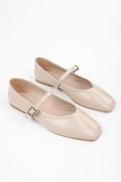 Shoeberry Women's Sore Ecru Skin Ballerinas