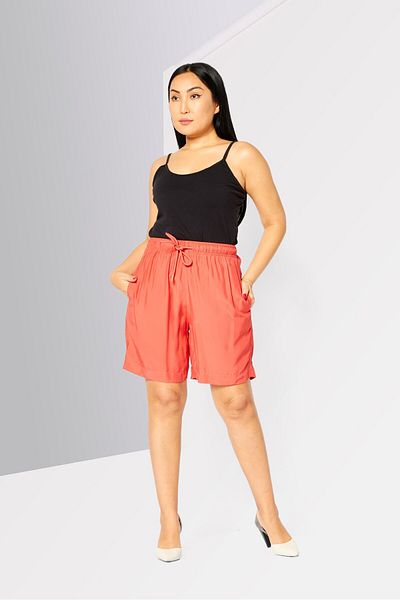 Lacoste Women Solid Basic Shorts, Rust