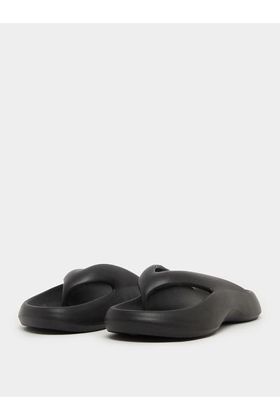 Styli Chunky Sole Flip Flops