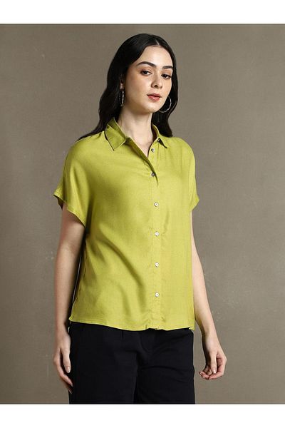 Dennis Lingo By Styli Spread Collar Casual Shirt