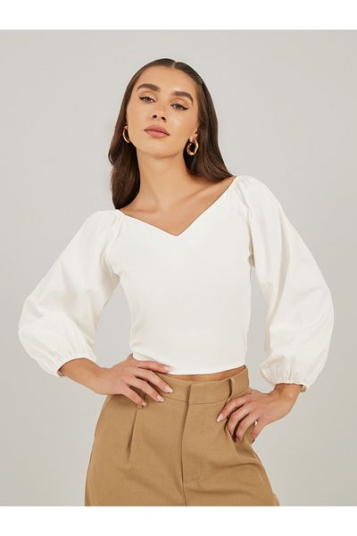 Styli Plain Cuffed Sleeves V Neck Cropped Top