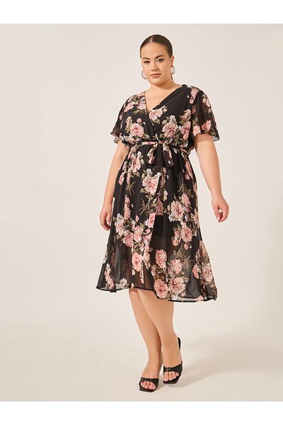 Styli Plus Size Floral Print Flared Sleeves Wrap Midi Dress