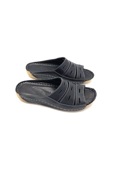 Deritarz İlgen Genuine Leather Orthopedic Comfortable Lightweight Soft Women's Slippers
