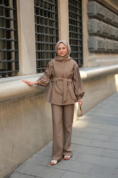 LOCCO Women's Two Piece Set - Pleated Belted Milk Brown