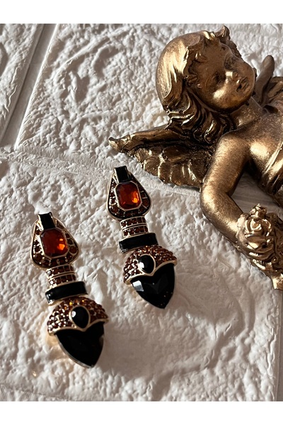 Aka Marka model taşlı küpe