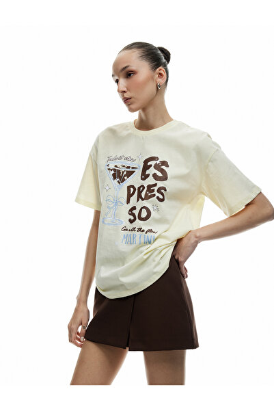 Koton Pamuklu Kısa Kollu Bisiklet Yaka Baskılı Tişört