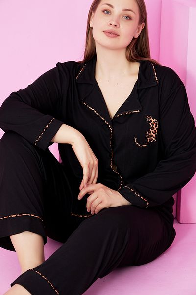 Siyah İnci Black Shirt - Leopard Embroidered, Buttoned, Large Size, Long Sleeve Viscose Pajama Set