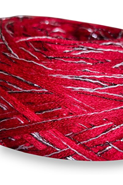 Ece Örgü Tasarım Atölyesi Çok katlı kırmızı merserize arasına siyah ve gümüş sim karışımı tasarım el örgü ipi (200 gr.)