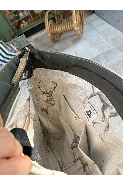 Atelier Lapina Derin Haki & Geyik / Büyük Mumlu Kanvas Sırt Çantası
