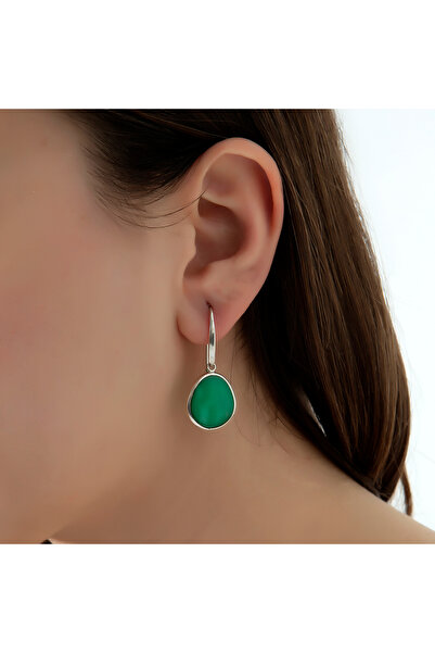 Pinart 925 Ayar Gümüş Asimetrik Yeşil Kedi Gözü Taşlı Kadın Sallantılı Küpe PNRTB001445