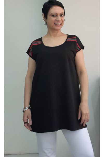 Mertcan Butik Black Hollow Neckline Front Shoulder Green Red Black Stripe Detail Off Shoulder Combed Viscose T-Shirt