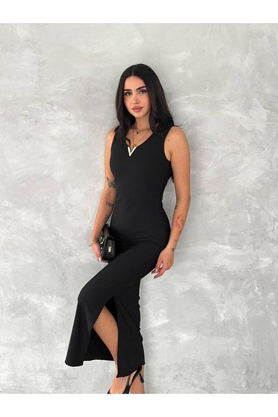 BYKUZEYARAS Black Simple and Elegance Meet V Accessory Single Slit Dress