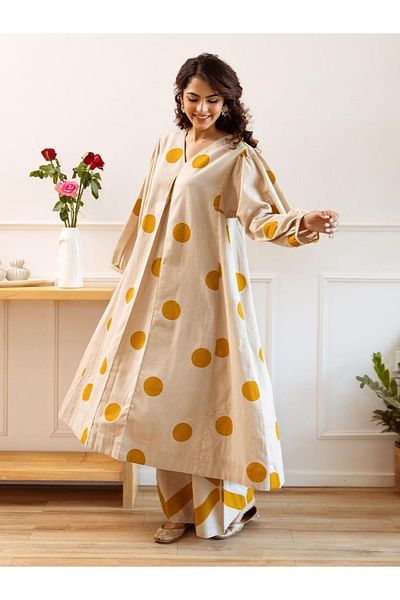 Ishin By Styli Geometric Print V Neck A-Line Kurta and Pants Set