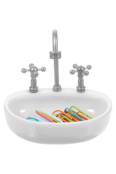 BulutRetail Sink Shaped Paperclip Box