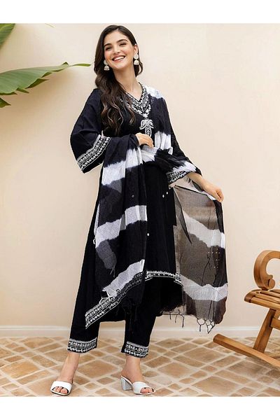 Ishin By Styli Embroidered Straight Kurta with Trousers and Dupatta Set