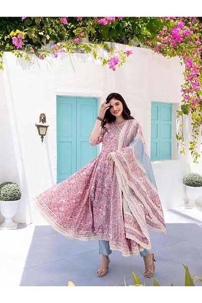 Ishin By Styli طقم كورتا قطني مع دوباتا
