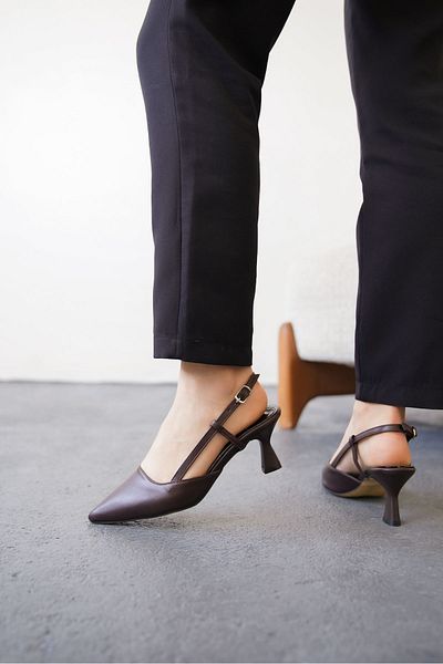 MODAADAM Pantofi cu toc Erica de damă - maro-piele