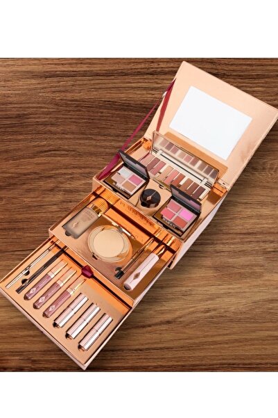 real beauty Luxury 16-piece cosmetic bag for a luxurious touch to your everyd...