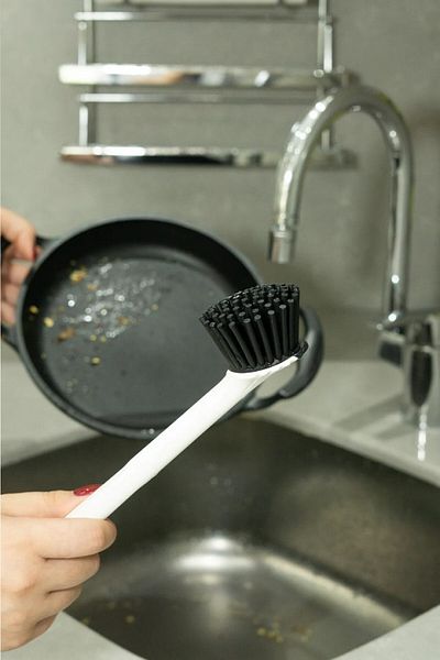 GenelTedarik 2Pcs with Suction Cups Kitchen Bathroom Counter Top Silicone Dish Washing Sink Cleaning Countertop Brush