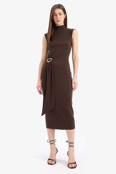 DeFacto Νέα σεζόν Bodycon Bodycon Αμάνικο μίντι φόρεμα με ζιβάγκο Basic με απλή πόρπη