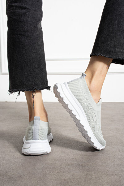 Trendpink Сірі трикотажні жіночі кросівки на щодень