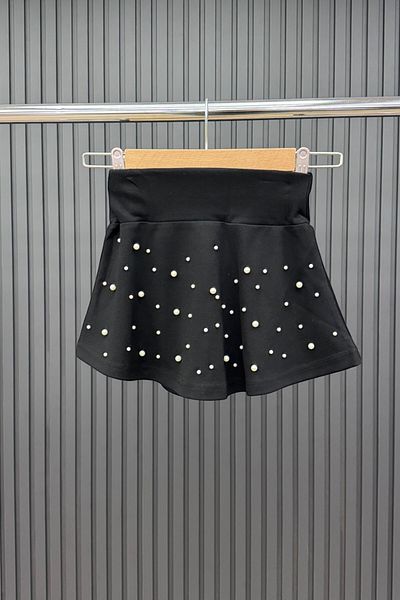 KALBEN ÇOCUK Black Girls' Skirt with Pearl Detail - Stylish and Modern Design