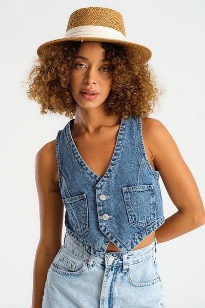 its basic Vestă din denim cu mânecă zero, cu nasturi în față, de culoare albastră
