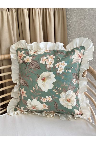 Decamor home Retro Frilly Floral Patterned Green / Ecru Throw Pillow Cover
