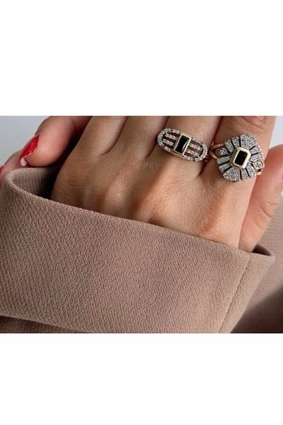 gaila design Adjustable Ring with Drope Stone